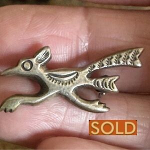 ❌ SOLD ❌ Navajo Vintage Sterling Silver Roadrunner Pin Brooch -Numbered 2.83gram